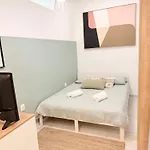Luna Serene - Gym Zára