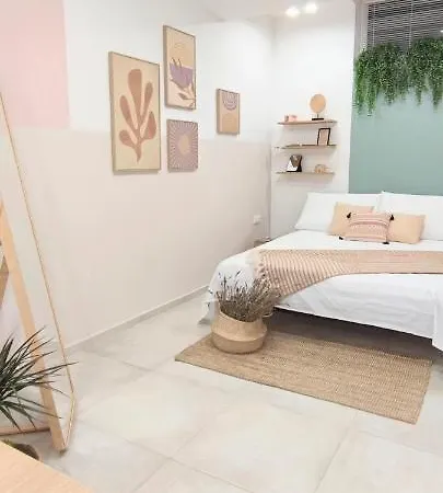 Luna Serene - Gym Rooms Apartment