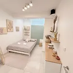 Luna Serene - Gym Rooms Apartment *