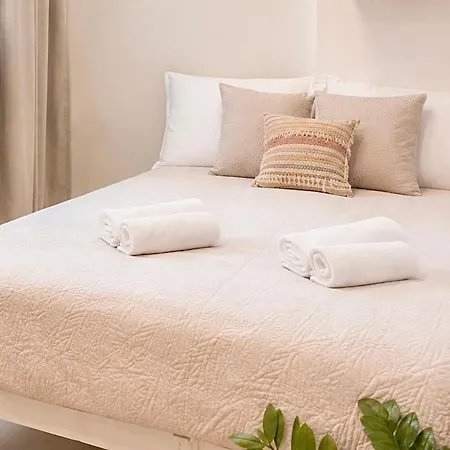Luna Serene - Gym Rooms *