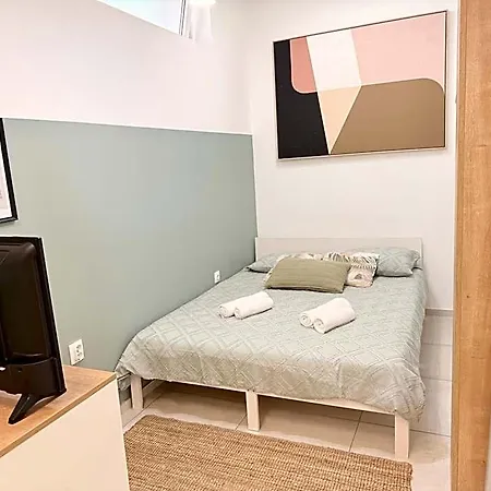 Luna Serene - Gym Rooms Apartment